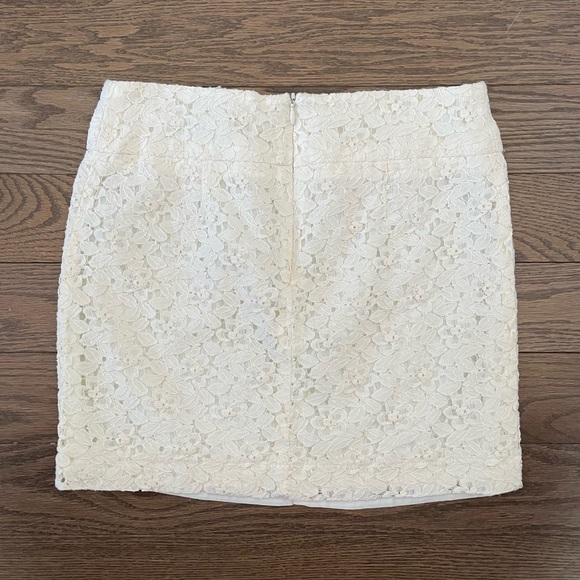 Forever 21 Lace Mini Skirt - Ivory Off-White - Picture 3 of 9